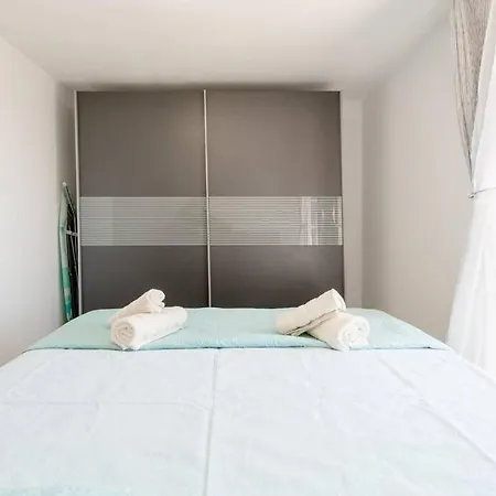 Ladovina, Relaxing Enviroment With A Modern In A Old Stone House Zavala