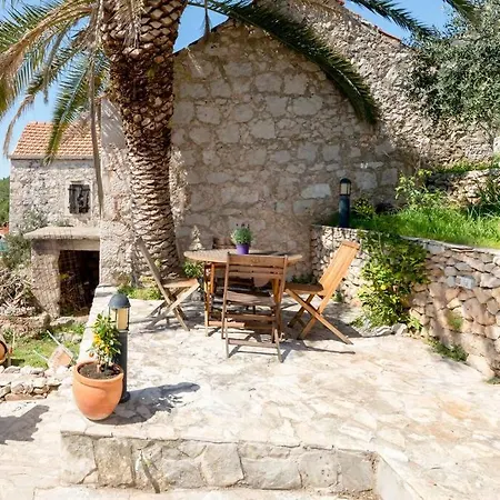 Ladovina, Relaxing Enviroment With A Modern In A Old Stone House * Zavala